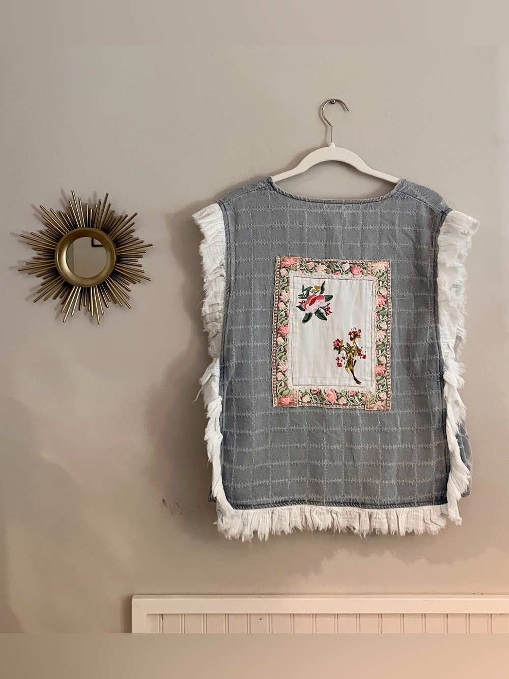 POL Light Blue Frayed Tie-Front Vest with Embroidered Floral Patch NWOT - Picture 2 of 6